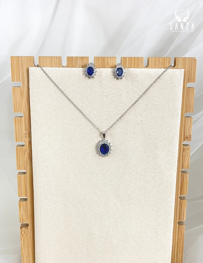 CONJUNTO DE ARETES Y COLLAR: CN001