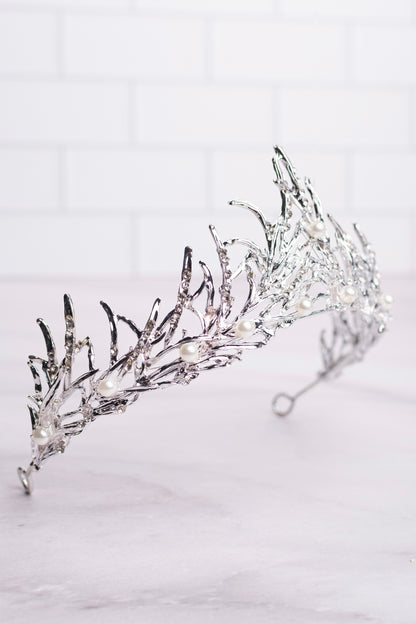 TIARA CRN007