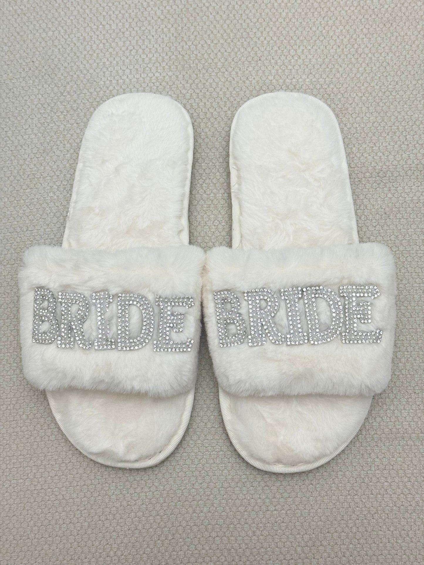 PANTUFLAS PT004